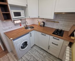 3-комн.кв., Василеостровский р-н, Наличная ул., 45, к 1