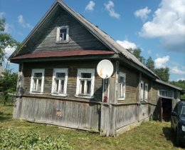 Жилой дом и баня.