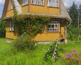 Дом с земельным участком 12 сот.