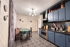 3 к кв на пр. Славы 40