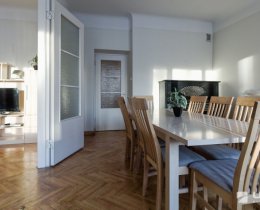 Просторная 4-х комнатная квартира рядом с парком