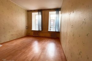 Интересный объект на Васильевском