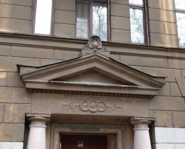 1 комната в квартире, Василеостровский р-н, 14-я В.О. линия, 31-33