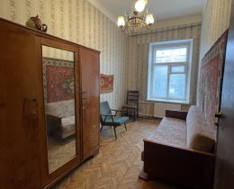 Трехкомнатная квартира на Марата