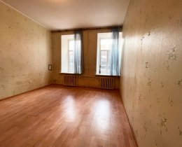 Интересный объект на Васильевском