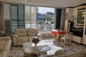 9-комнатный дом рядом с морем