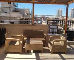 4-комнатная квартира около моря