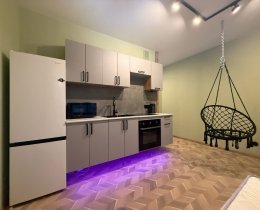 Студия, Василеостровский р-н, Головнина б-р., 4, строение 1