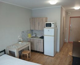 Квартира студия у метро!