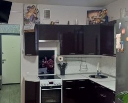 Теплая, солнечная, первая продажа