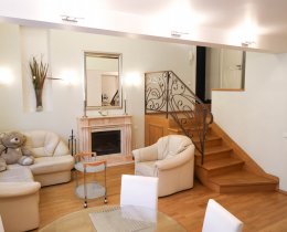 Двухэтажная квартира с Камином!