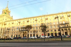 Сколько стоят квартиры в сталинских домах Петербурга?