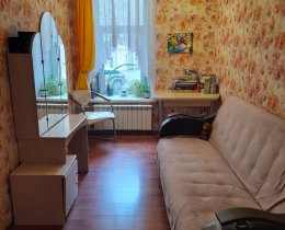 3-комн.кв., Василеостровский р-н, Вёсельная ул., 4а