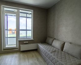 Новая студия с хорошей мебелью!