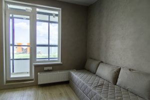 Новая студия с хорошей мебелью!