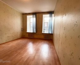 Интересный объект на Васильевском