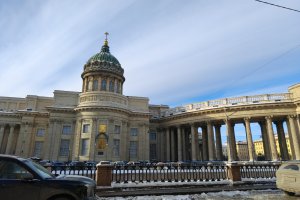 Квартира с видом на канал и собор