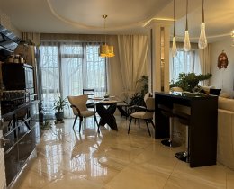 квартира с видом на озеро